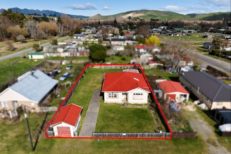 Photo of property in 26 Clarence Street, Waiau, 7332