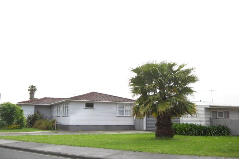 Photo of property in 2 Goodwin Drive, Rosehill, Papakura, 2113