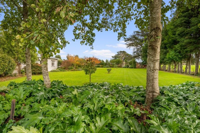 Photo of property in 65 Oparatai Road, Mangatainoka, Pahiatua, 4982