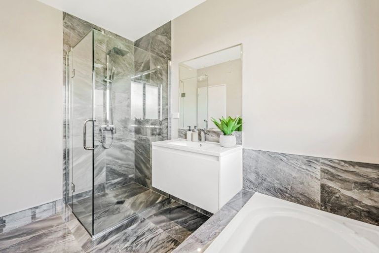 Photo of property in 17 Exeter Lane, Rolleston, 7614