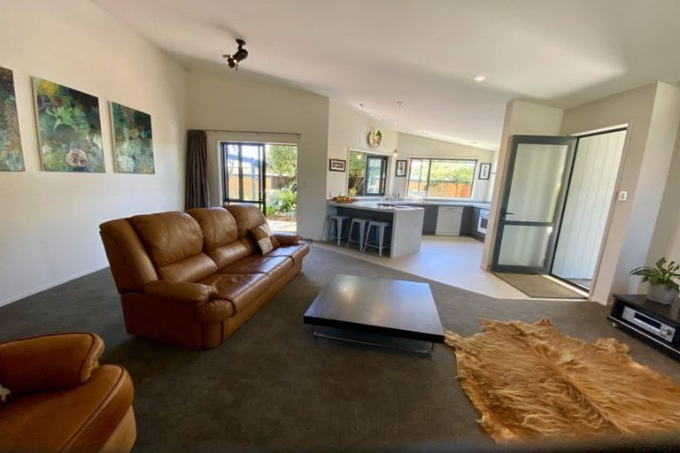 Photo of property in 6a Kauri Street, Taradale, Napier, 4112