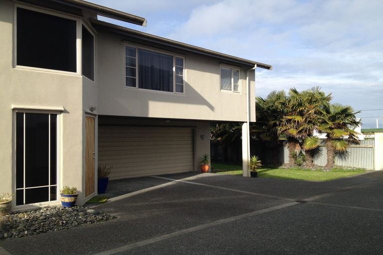 Photo of property in 82b Charles Street, Westshore, Napier, 4110