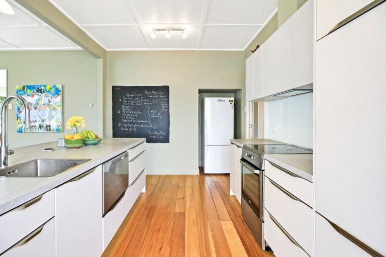 Photo of property in 7 Knighton Road, Hillcrest, Hamilton, 3216