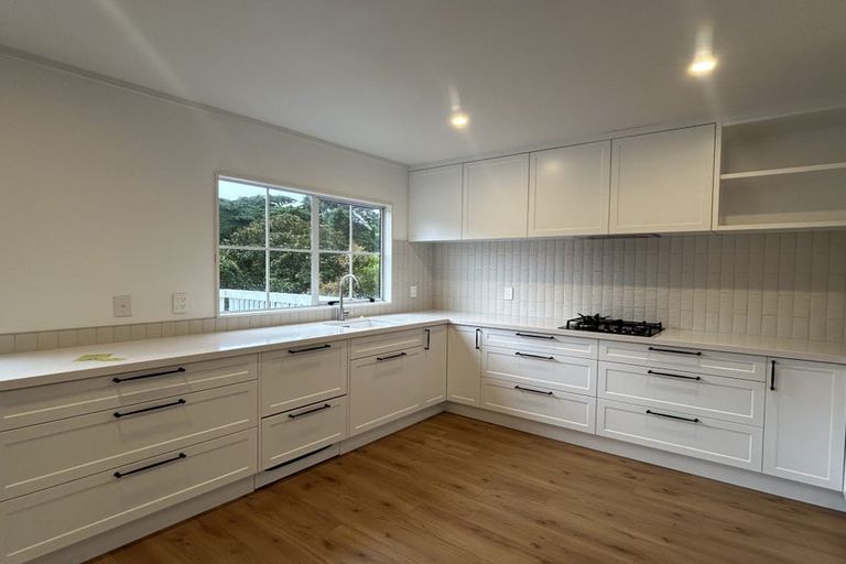Photo of property in 32 Fitzwilliam Drive, Torbay, Auckland, 0630