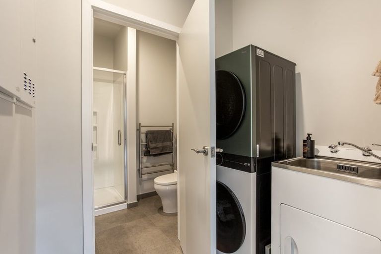 Photo of property in 10 Joshua Carder Drive, Hobsonville, Auckland, 0616