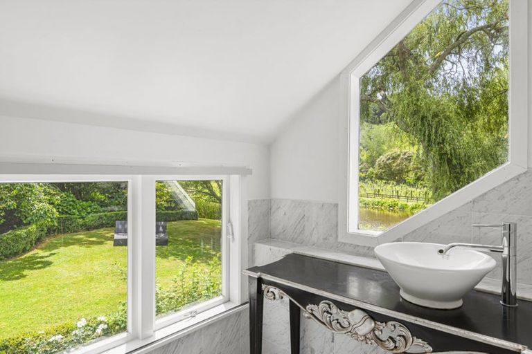 Photo of property in 186 Twilight Road, Clevedon, Papakura, 2582