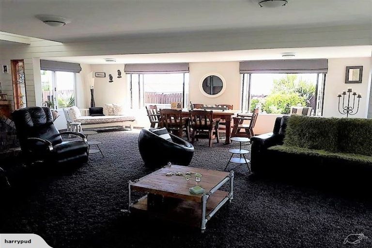 Photo of property in 112 Main South Road, Sockburn, Christchurch, 8042