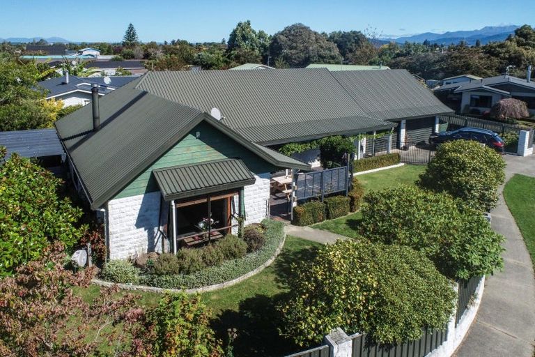 Photo of property in 30 Pethybridge Street, Motueka, 7120