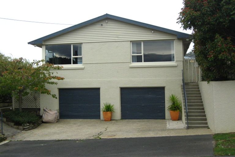 Photo of property in 74 Martin Road, Fairfield, Dunedin, 9018