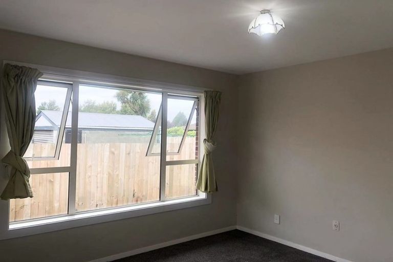 Photo of property in 25 Greenhurst Street, Sockburn, Christchurch, 8042