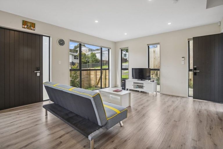 Photo of property in 6a Blenheim Street, Glenfield, Auckland, 0629