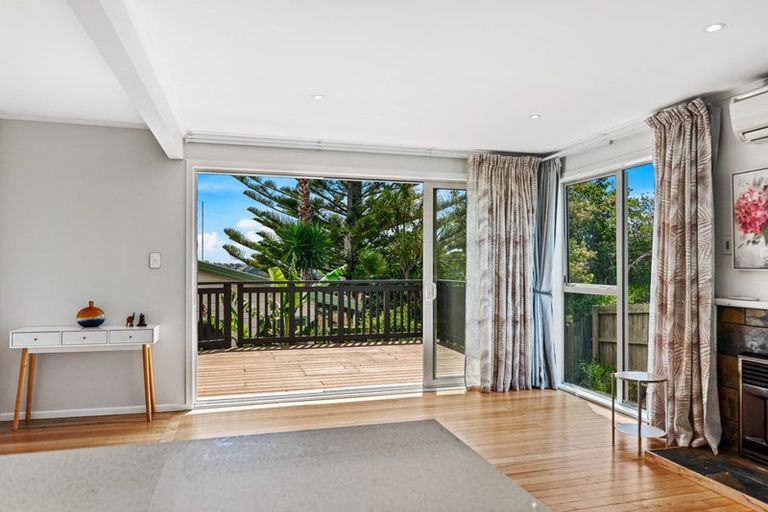 Photo of property in 185 Waimumu Road, Massey, Auckland, 0614