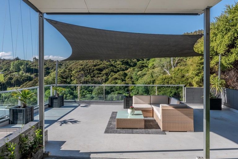 Photo of property in 2 Langlois Lane, Akaroa, 7520