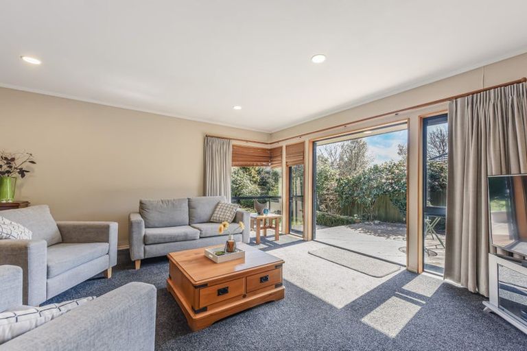 Photo of property in 32 Rochfort Drive, Richmond, 7020