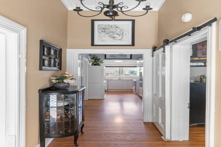 Photo of property in 77 Whitaker Street, Te Aroha, 3320