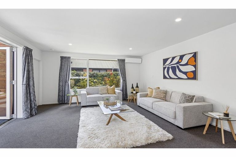 Photo of property in 1e Thorrington Lane, Cashmere, Christchurch, 8022