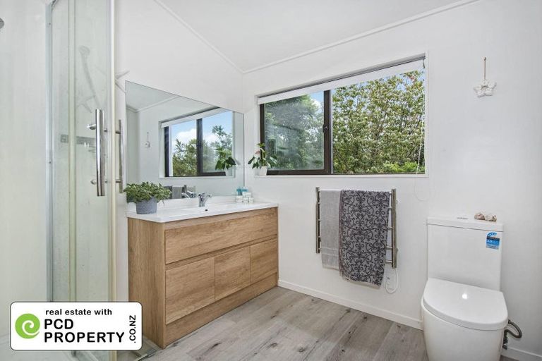 Photo of property in 33 Commins Road, Onerahi, Whangarei, 0110