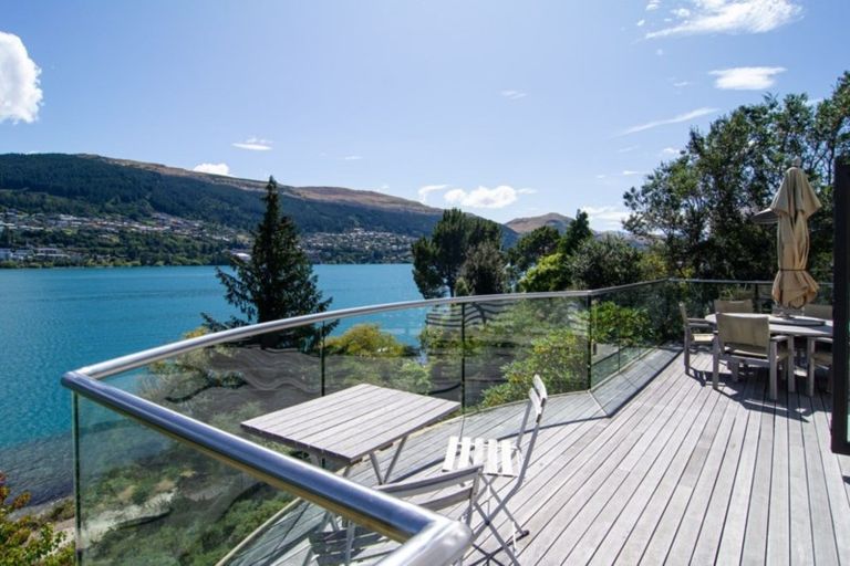 Photo of property in 615 Peninsula Road, Kelvin Heights, Queenstown, 9300