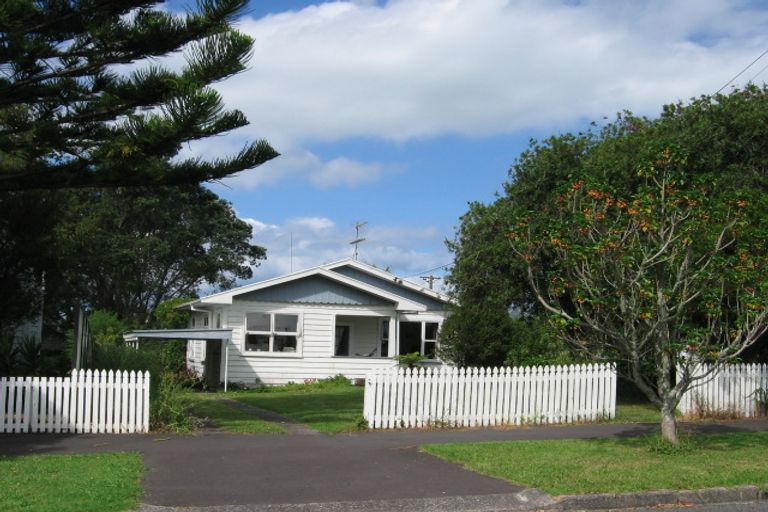 Photo of property in 138 Victoria Road, Devonport, Auckland, 0624