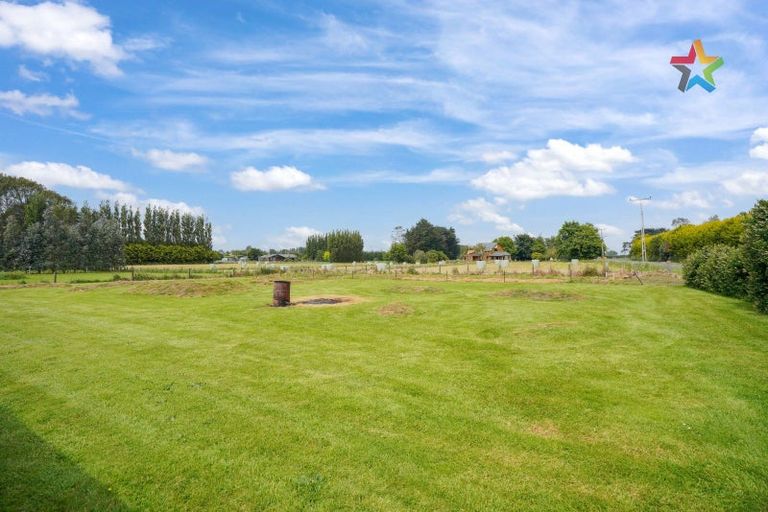 Photo of property in 29 Grove Bush-woodlands Road, Woodlands, Invercargill, 9871