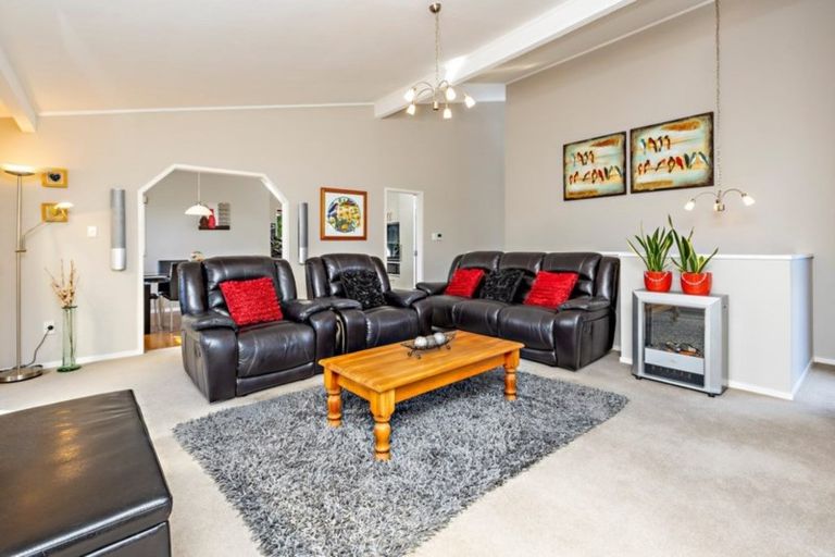Photo of property in 16 Proteus Place, Half Moon Bay, Auckland, 2012