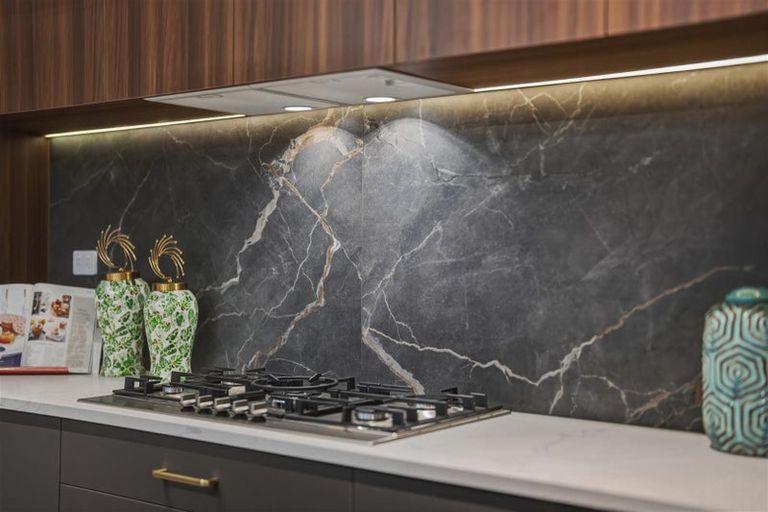 Photo of property in 240 Park Estate Road, Rosehill, Papakura, 2113