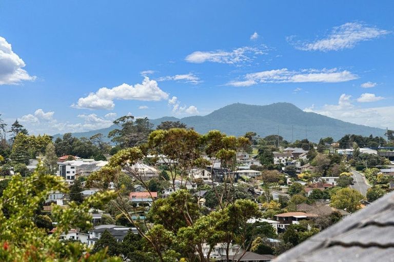 Photo of property in 2a Sycamore Drive, Sunnynook, Auckland, 0620