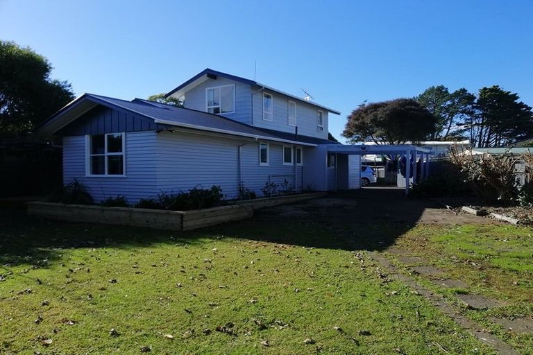 Photo of property in 21 Whitford Road, Howick, Auckland, 2014