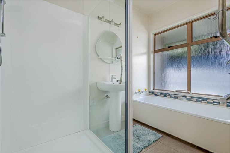 Photo of property in 18a Montgomery Terrace, Hokowhitu, Palmerston North, 4410