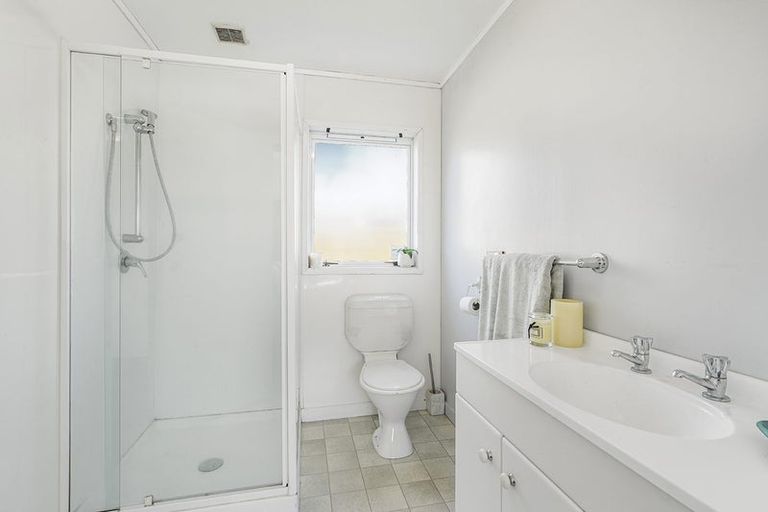 Photo of property in 16 Cameron Road, Hamilton East, Hamilton, 3216