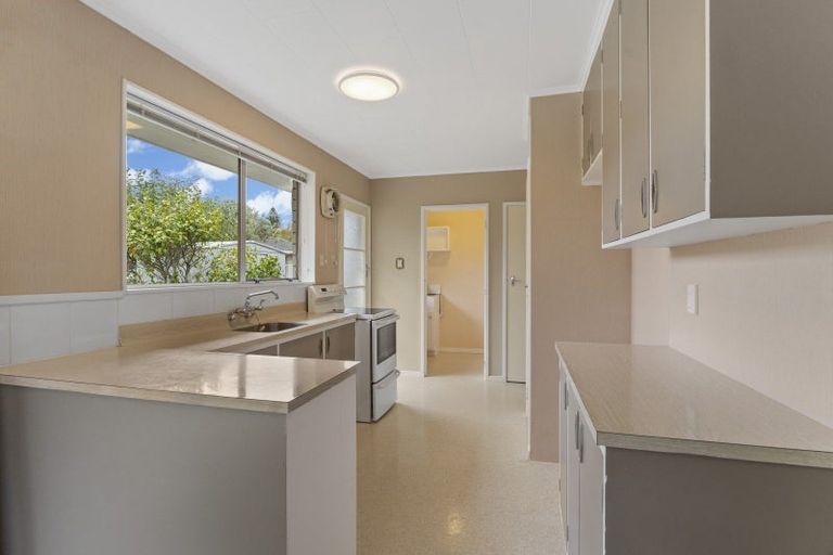 Photo of property in 41 Alexander Road, Raumati Beach, Paraparaumu, 5032