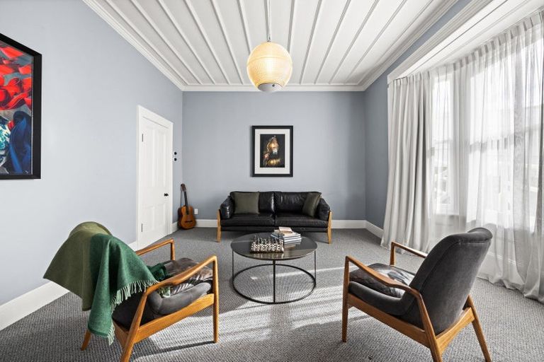 Photo of property in 15 Sealy Road, Bluff Hill, Napier, 4110