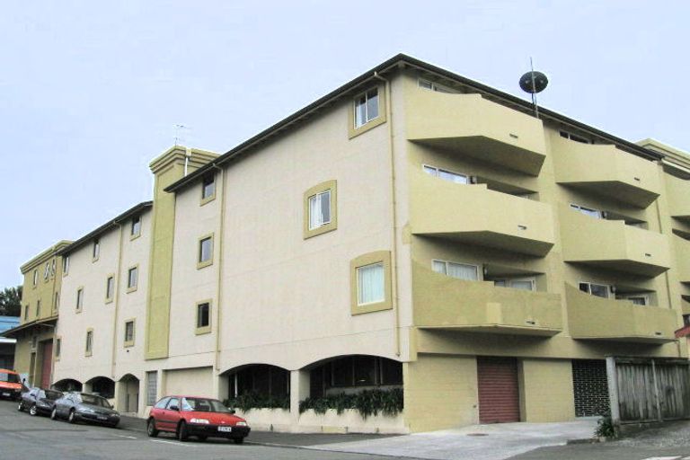 Photo of property in 83 Herald Street, Berhampore, Wellington, 6023