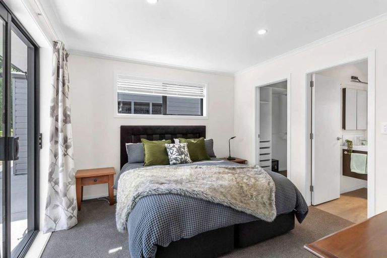 Photo of property in 68 Feist Street, Carterton, 5713