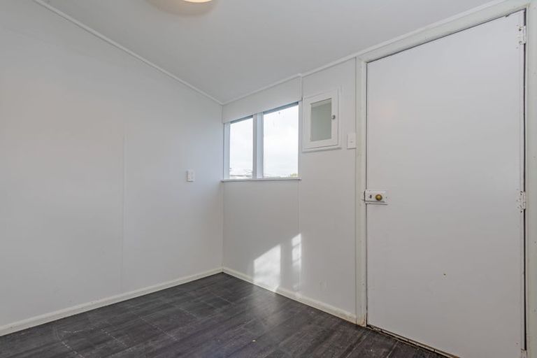 Photo of property in 35 Church Street, Awapuni, Palmerston North, 4412