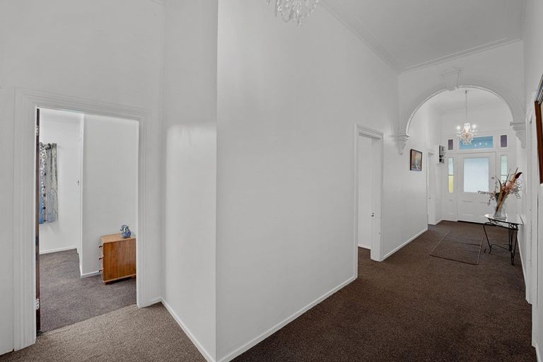 Photo of property in 3 Victoria Street, Hawera, 4610