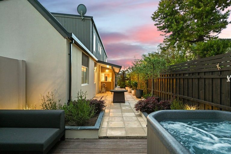 Photo of property in 8 Chevron Place, Ilam, Christchurch, 8041