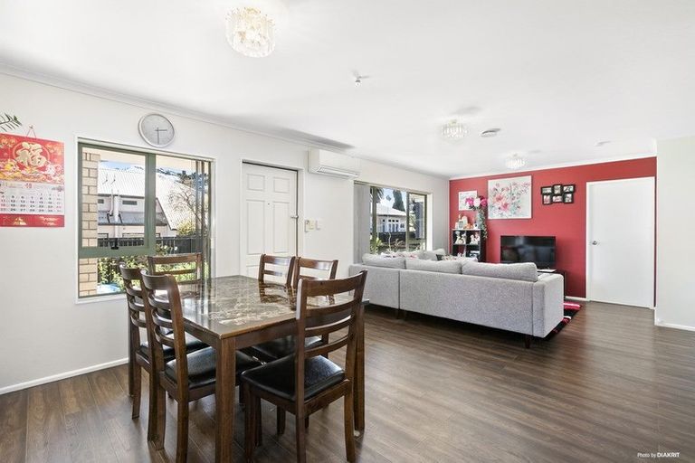 Photo of property in 2/26 Tennessee Avenue, Mangere East, Auckland, 2024