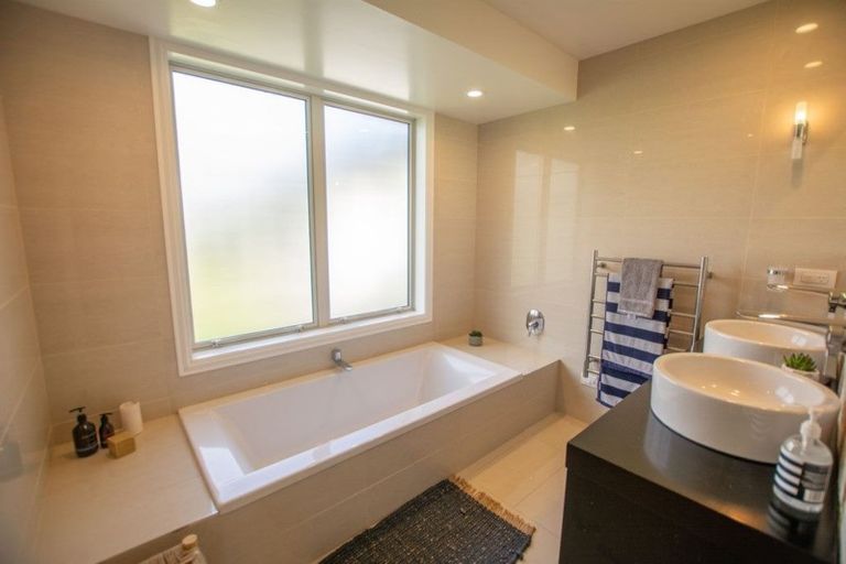 Photo of property in 62 Blackberry Way, Welcome Bay, Tauranga, 3175