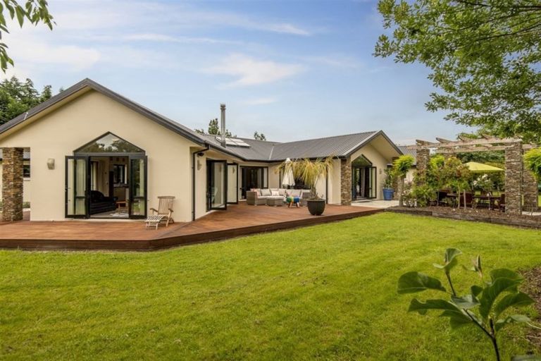 Photo of property in 250 Dawsons Road, Templeton, Christchurch, 7676