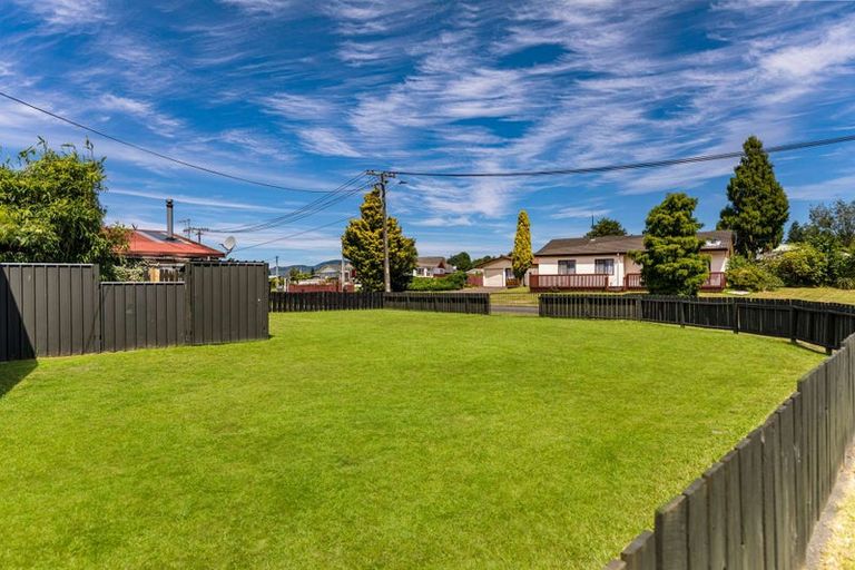 Photo of property in 12 Alison Street, Mangakakahi, Rotorua, 3015