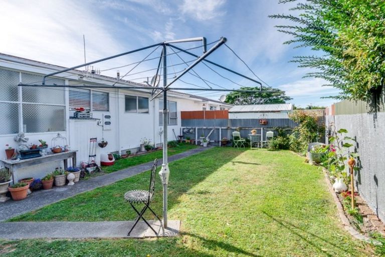 Photo of property in 10 Ashcroft Street, Pirimai, Napier, 4112