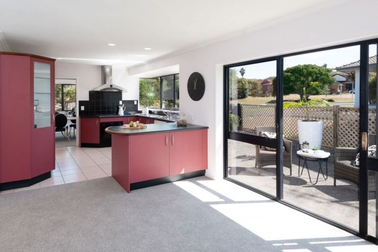 Photo of property in 26 Nicholas Road, Somerville, Auckland, 2014