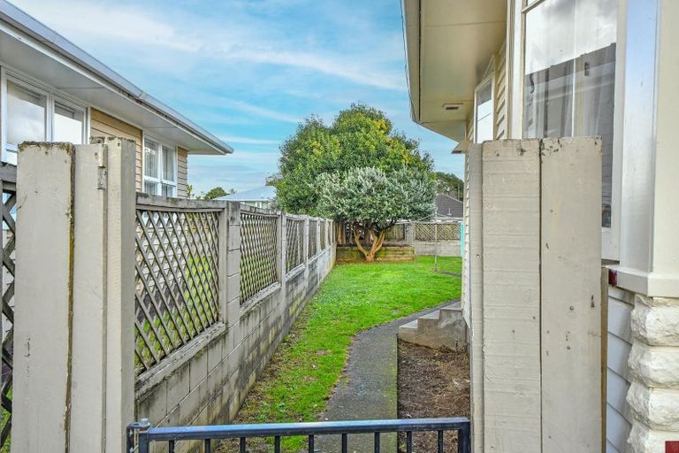 Photo of property in 9 Friedlanders Road, Manurewa, Auckland, 2102