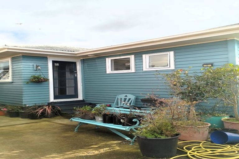 Photo of property in 124a Rata Street, Inglewood, 4330