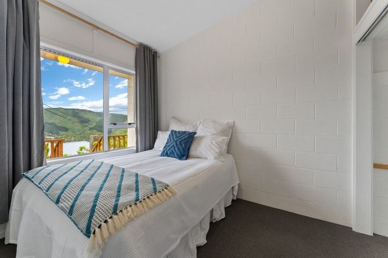 Photo of property in 30b Huntingdon Street, Northland, Wellington, 6012