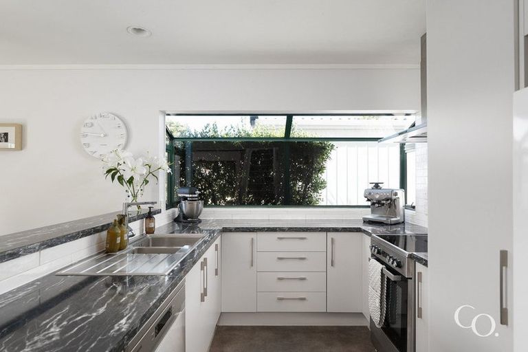 Photo of property in 6b Canberra Place, Bellevue, Tauranga, 3110