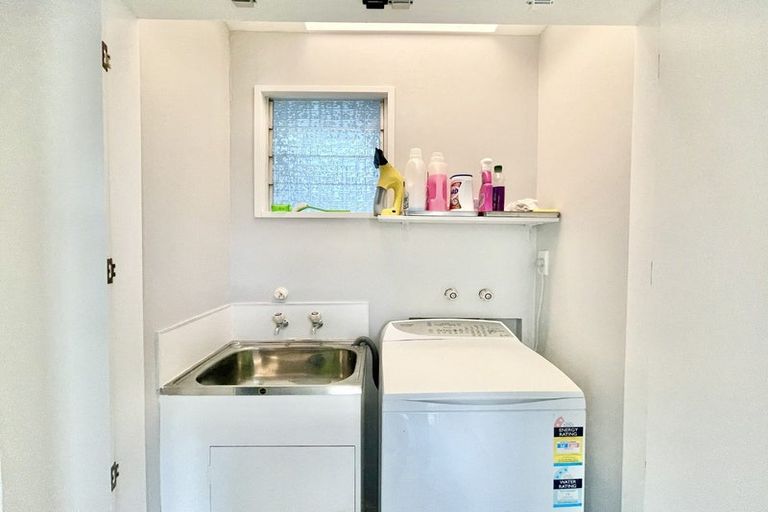 Photo of property in 2/38 Mako Mako Road, Levin, 5510