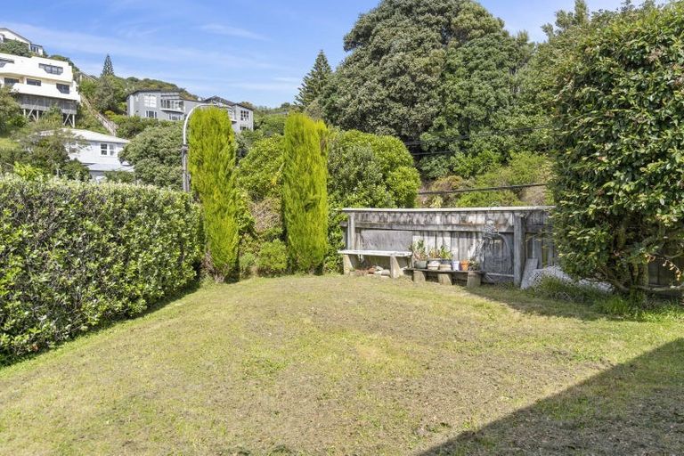 Photo of property in 2 Leveson Street, Strathmore Park, Wellington, 6022