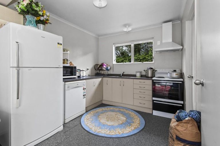 Photo of property in 222d Old Farm Road, Hamilton East, Hamilton, 3216